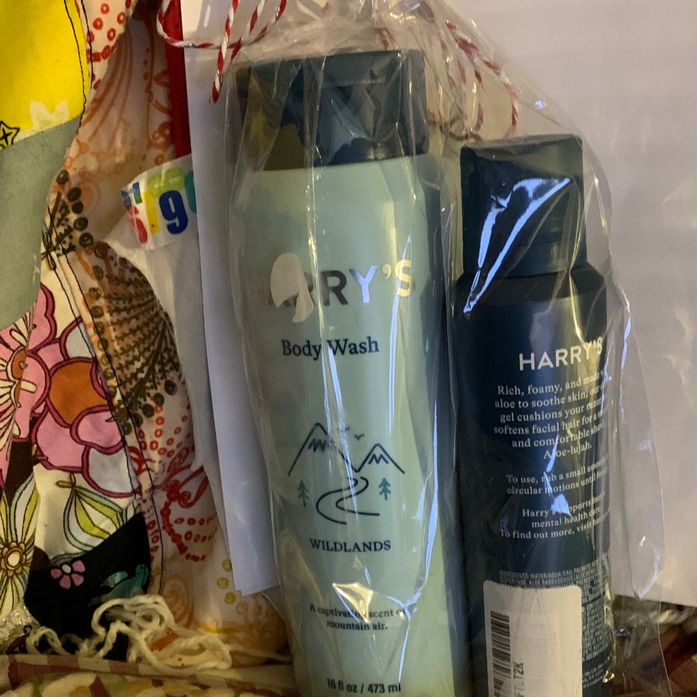 Happy Father’s Day Gift Harry’s Wildlands Men Body Wash Gift Set